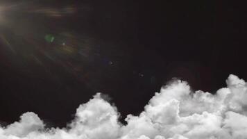 väder täcka över samling med en moln och de Sol i de himmel video