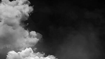 clima cubrir colección con un nubes y el Dom en el cielo video