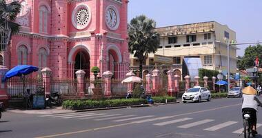 verkeer jam Bij bruinen dinh kerk in ho chi minh midden- schot video