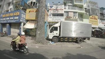 un' rallentatore di traffico marmellata a il centro nel ho chi minh video