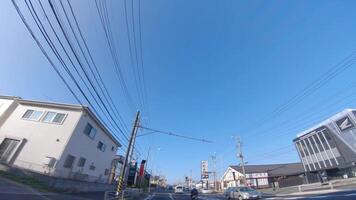 en rör på sig stadsbild på de stadens centrum aveny i kanagawa bred skott video