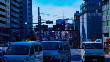 un' lasso di tempo di strada nel Shinjuku tokyo giorno video
