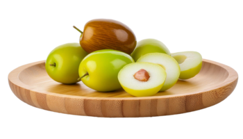 entier et Couper Frais vert jujubes sur une en bois assiette png