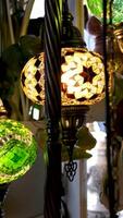 tradicional otomano mosaico lâmpadas , eminonu Istambul, turquiye video