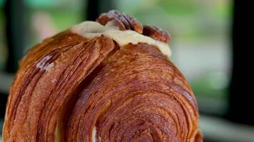 Bun with cinnamon and powdered sugar video