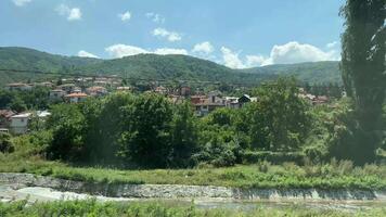 butrint, sarandé wijk Albanië filmische Romeins doopkapel, oude historisch plaats UNESCO wereld erfgoed centrum in 4k albanië, maarrint. stoffelijk overschot van een oude stad- butrotum. pan video