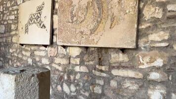Butrint im Albanien, filmisch setzt UNESCO Welt Erbe Center Museum von Anthropologie Stein Skulpturen video