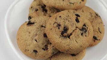 Homemade chocolate chip cookies close-up video