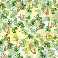 Clover and harp seamless pattern on watercolor background. Painted aquarelle shamrock and horseshoe. Hand drawn Irish symbol. Design for St. Patrick day decoration, textile, wrapping, paper. vector