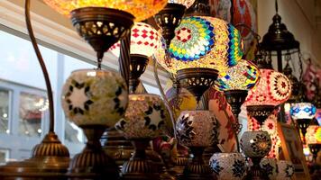 traditionell Ottomane Mosaik Lampen , Eminonu Istanbul, turkiye video