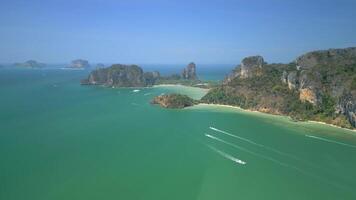 aérien vue de Railay péninsule dans Krabi, Thaïlande video