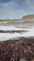 rocas y colinas bajo la nieve video