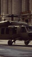 militär helikopter i ny york stad video