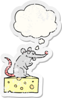 tekenfilm muis zittend Aan kaas met gedachte bubbel net zo een verontrust versleten sticker png