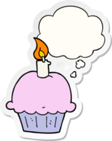 cartone animato compleanno Cupcake con pensato bolla come un' stampato etichetta png