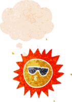 dessin animé Soleil avec pensée bulle dans grunge affligé rétro texturé style png