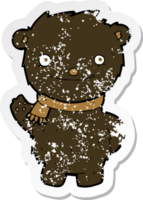 autocollant rétro en détresse d'un ours noir mignon de dessin animé png
