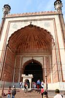 02 24 2023 Delhi India. Delhi, el capital de India, es popular entre turistas debido a el abundancia de atracciones y el entretejiendo de diferente culturas foto