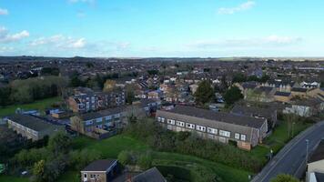 antenn antal fot av central leighton vråk stad av England Storbritannien. Mars 29:e, 2024 video