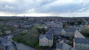 antenn antal fot av central leighton vråk stad av England Storbritannien. Mars 29:e, 2024 video