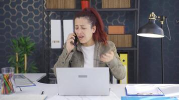 Stressed talking business woman on the phone. video