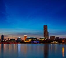 Singapur horizonte noche foto