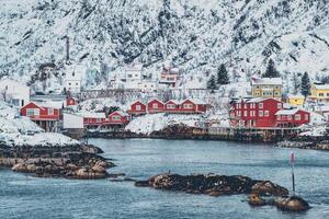 un pueblo en lofoten islas, Noruega foto