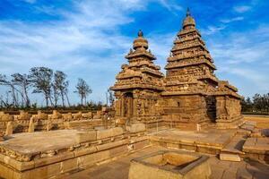 apuntalar templo mundo patrimonio sitio en mahabalipuram, tamil nad foto