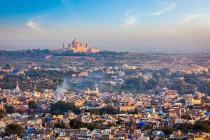 aéreo ver de Jodhpur el azul ciudad. rajastán, India foto