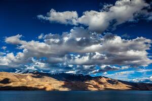 lago tso moriri en Himalaya. ladakh, Inda foto