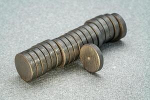 stack of small ceramic ferrite magnets photo