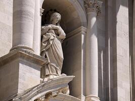 detalle de Ortigia principal catedral en siracusa Siracusa ciudad en Sicilia, Italia foto