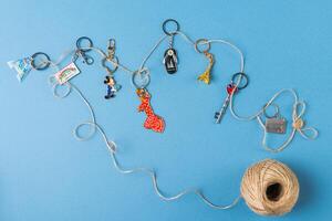 Souvenirs keychains from different cities of the world photo