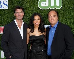 LOS ANGELES, JUL 28 - Jerry O Connell, Jurnee Smollett , and Jim Belushi arrives at the 2010 CBS, The CW, Showtime Summer Press Tour Party at The Tent Adjacent to Beverly Hilton Hotel on July28, 2010 in Beverly Hills, CA photo