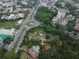 aéreo ver de alto formas en ciudad lahore de Pakistán en 2023-07-17. foto