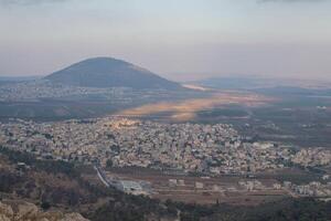 paisaje desde el saltando montaña en Nazaret. panorámico ver foto