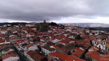 Stadt von Guarda Portugal Antenne Aussicht video