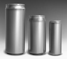 astilla aluminio latas diferente tamaños para soda, cerveza, energía beber, reajuste salarial, jugo o limonada aislado en gris antecedentes. realista Bosquejo, modelo de metal estaño lata para frío bebida frente ver vector
