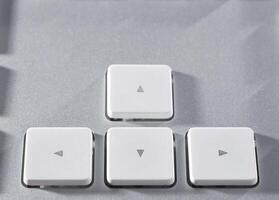 el blanco ratón y el teclado para el computadora foto