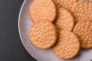 Round dotted snack snack cookies with cream photo