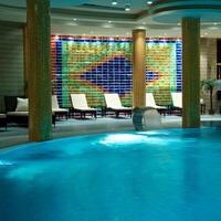 Luxury swimming pools photo