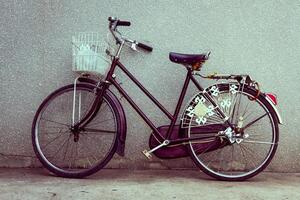 old bike ,bicycle photo