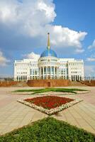 presidencial palacio ak-orda, astana, Kazajstán foto