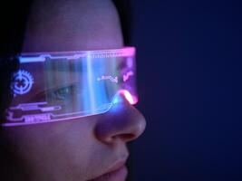 el magia de virtual realidad como un joven mujer abraza su digital alterar ego su virtual realidad lentes radiante con neón luz, estrella de guía su mediante cautivador virtual viaje tecnología de futuro foto