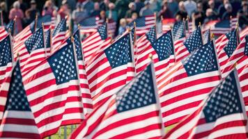 filas de americano banderas ondulación en el brisa durante un patriótico festival o nacional fiesta monumento día. foto
