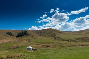 yurta - tradicional nómada casa, central Asia foto