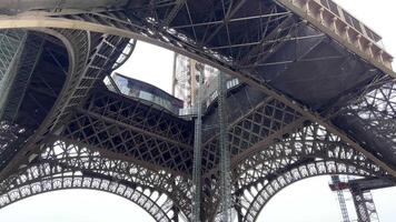 eiffel Torre nel Parigi nel il pomeriggio Parigi Francia video