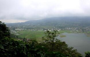 naturaleza en el montañas de bali foto