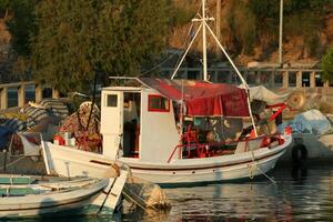 acogedor puerto en un pueblo de lesbianas, Grecia foto