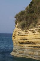 espectacular rock formaciones, corfú, Grecia foto